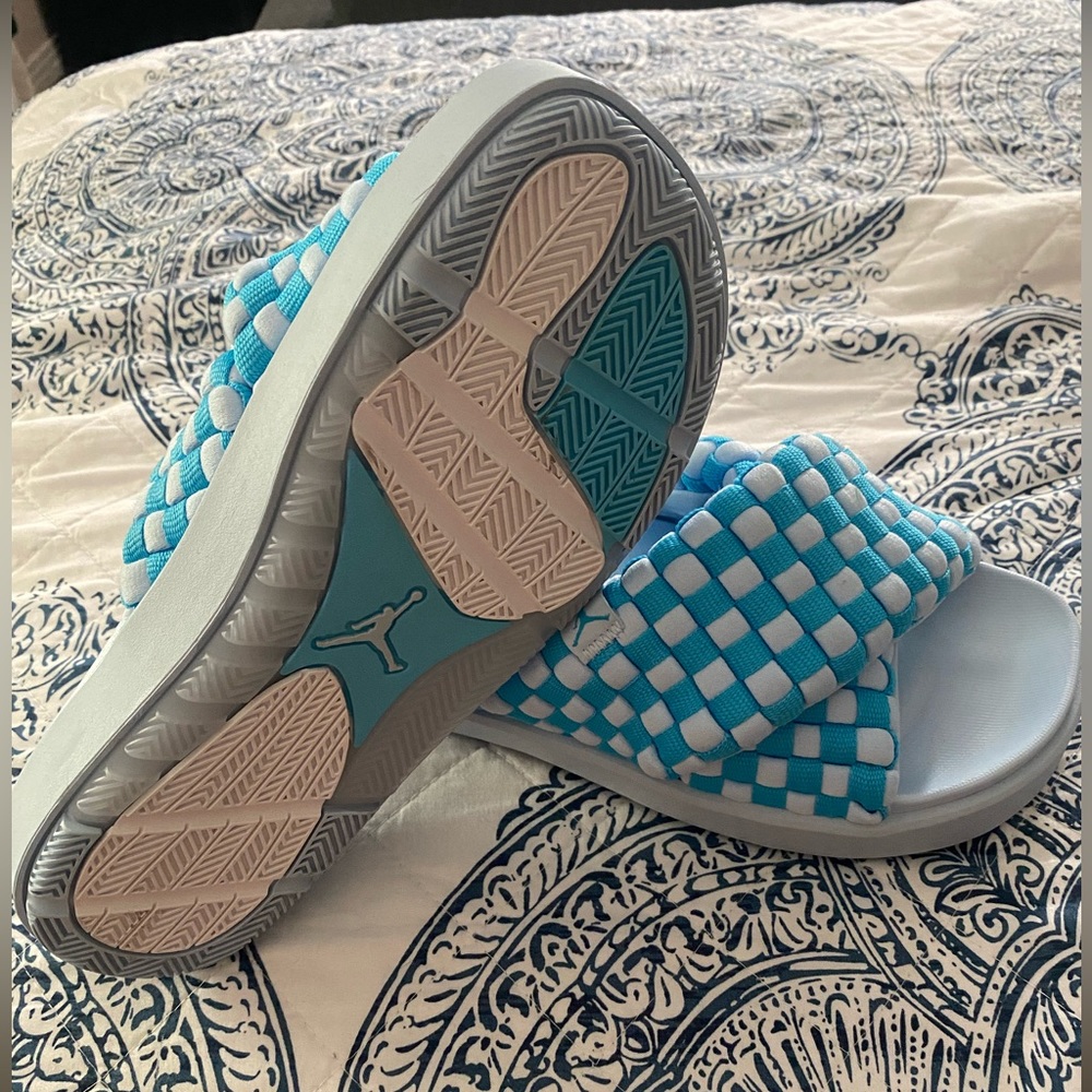 Jordan women slides